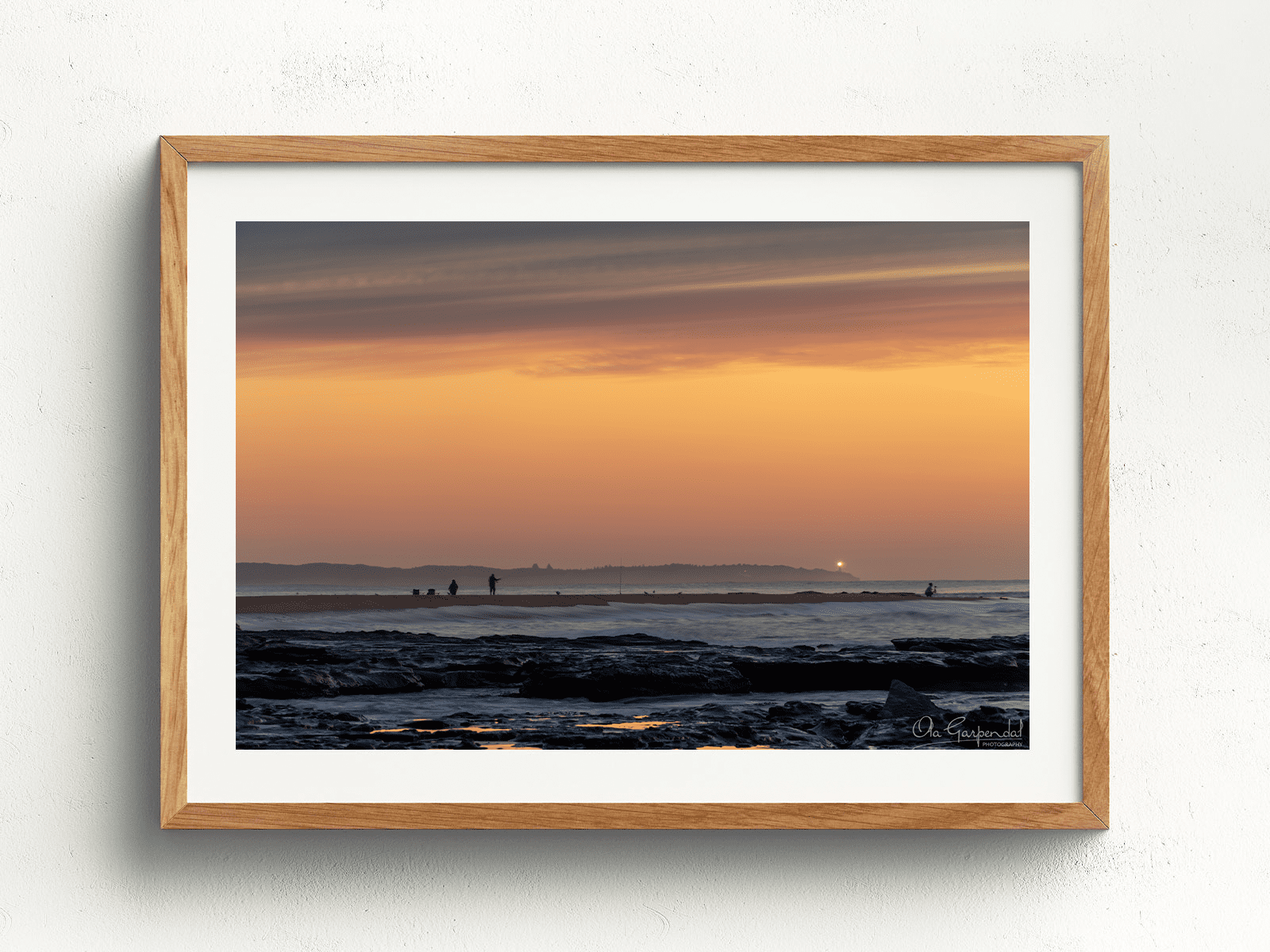 Fishermen at Toowoon Bay - Image 4