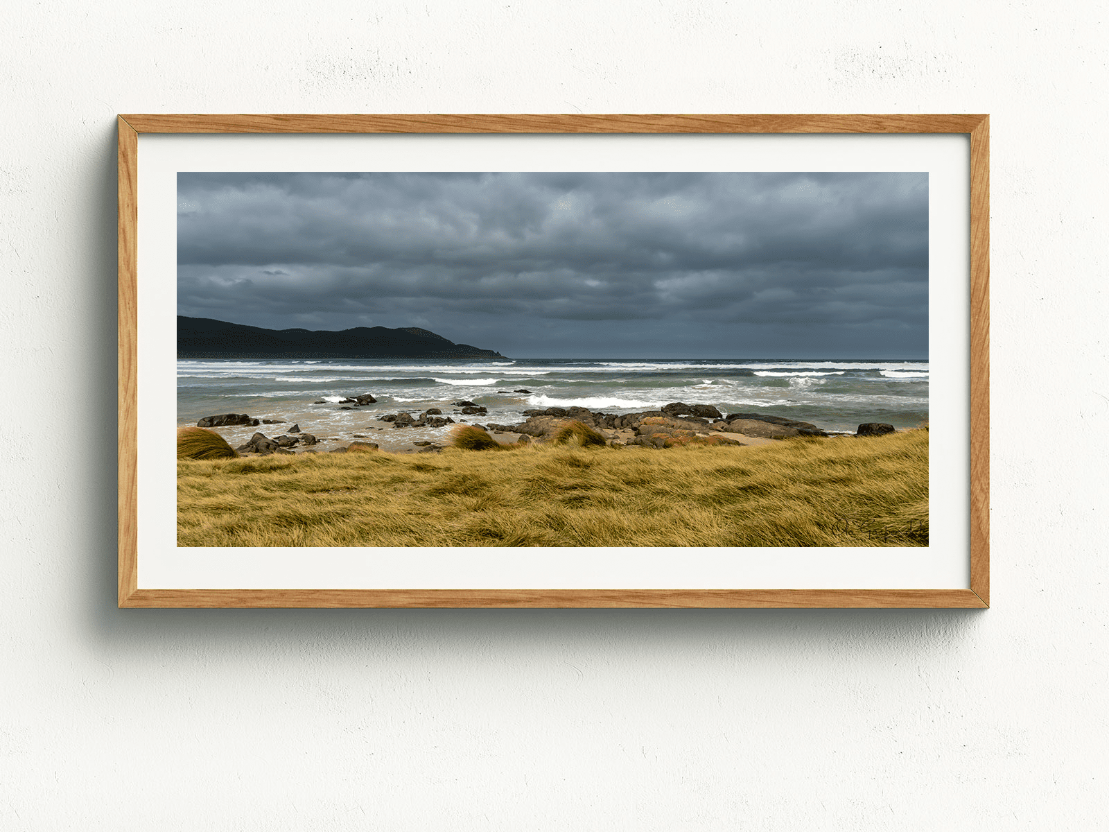 Storm at Cloudy Bay - Image 4