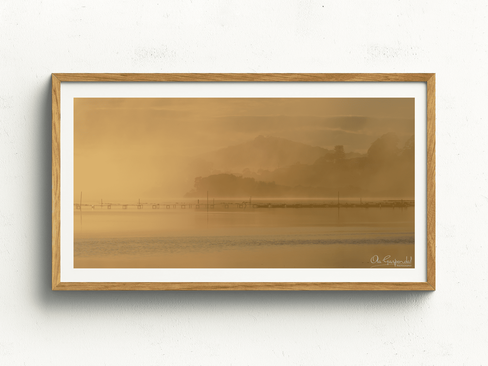 Gold Fog 1-2 L Timber Frame on small wall