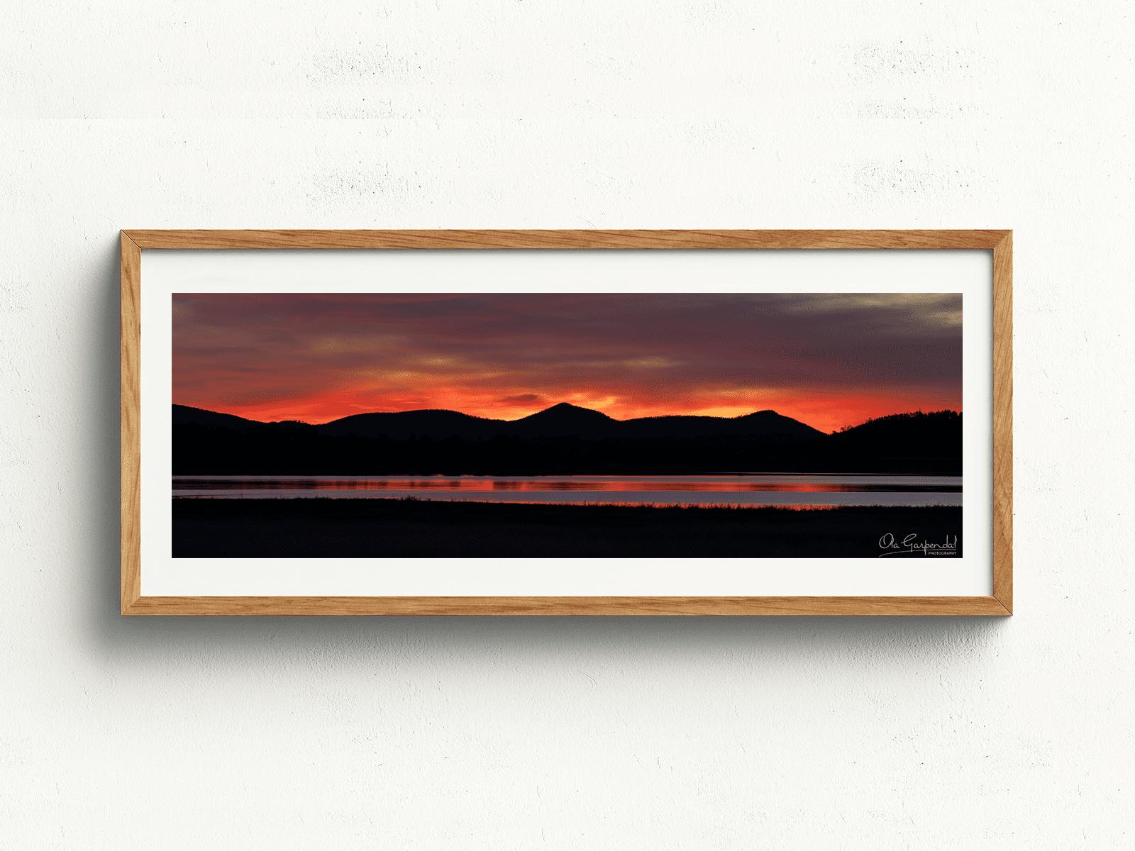 Fiery Sky 1-3 L Timber Frame on small wall